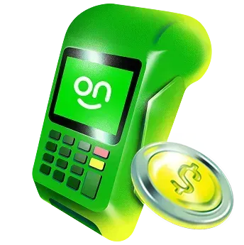 Consultora do Renda Extra Ton sentada numa cadeira e sorrindo olhando o celular e computador em uma sala decorada com elementos na cor verde.